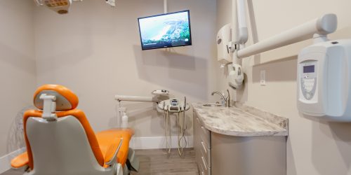 Specialists in Implant Dentistry Office in Naples, Florida